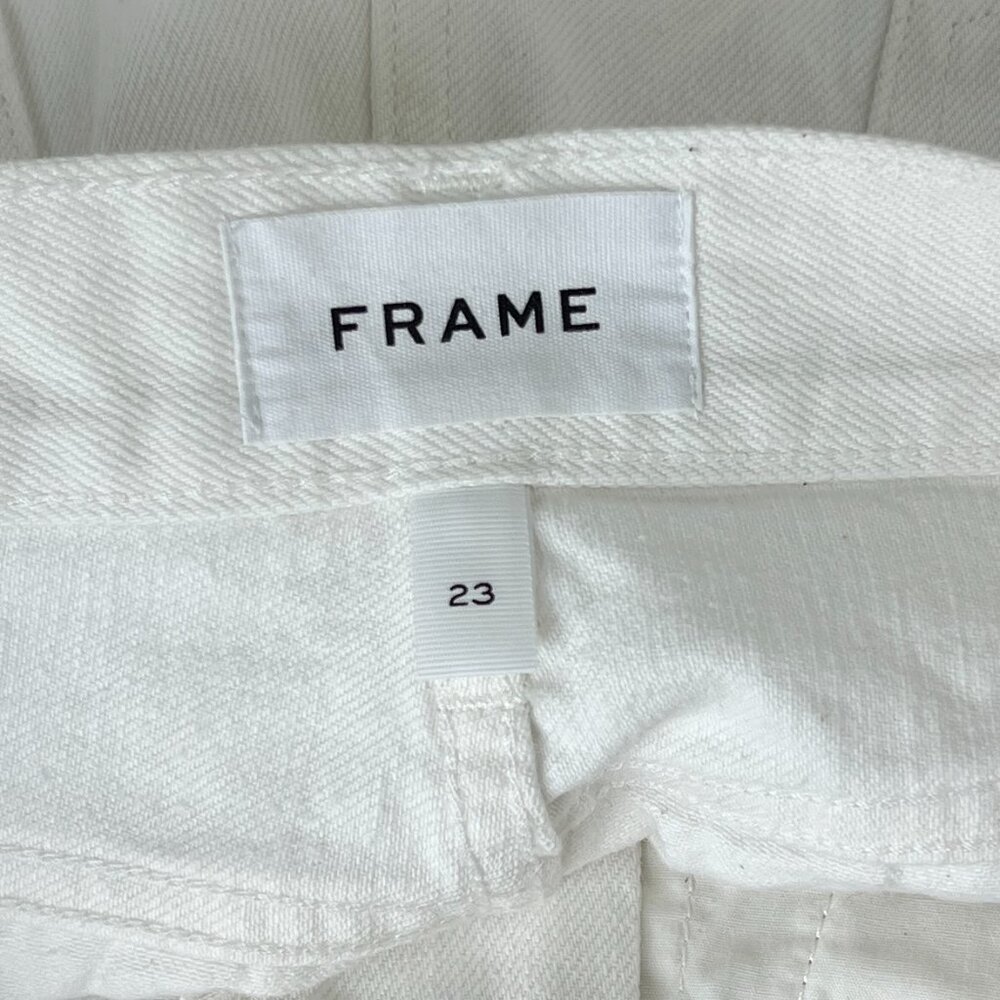 FRAME Denim Front Cuff Shorts in White - sz 23 - Picture 8 of 9